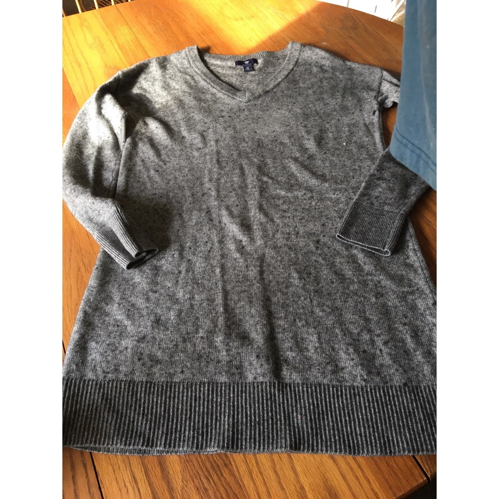 Gap V Neck Sweater
